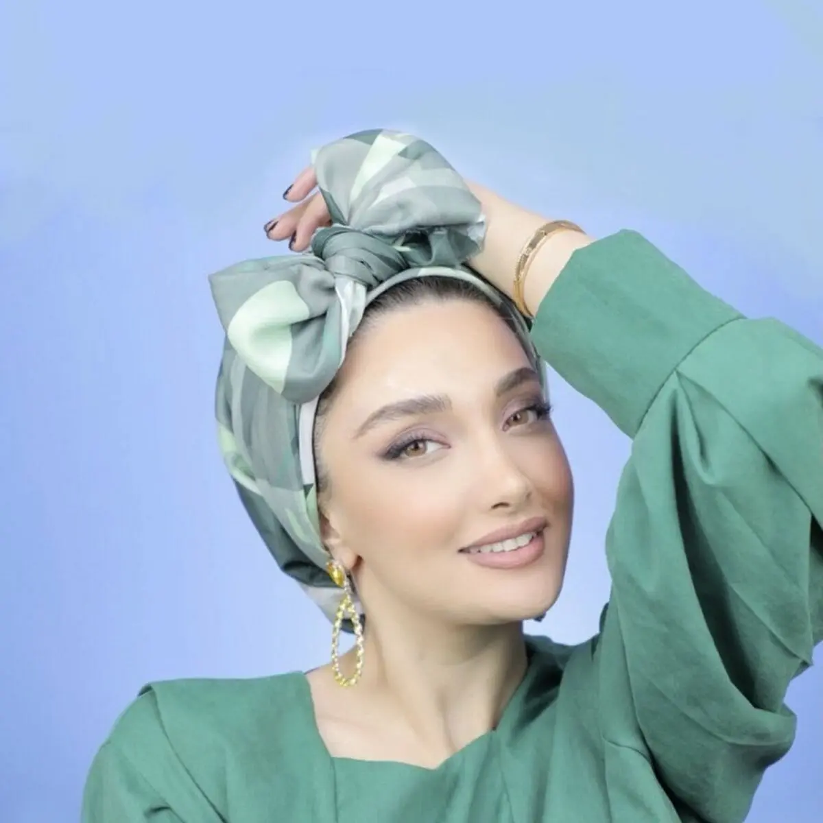 بستن روسری