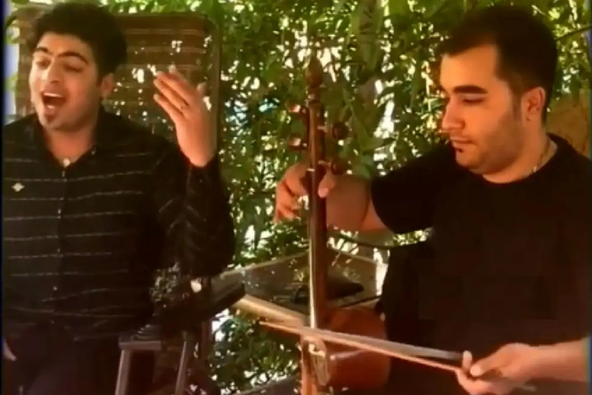 آواز ایرانی؛ خواننده عاشق پیشه چه با ذوق آهنگ لری حالوئه گنم خره رو میخونه