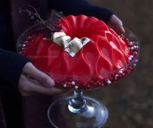 طرز تهیه دسر انار یه دسر خوشمزه و خوشتیپ واسه شب یلدا + فوت و فن جدا کردنش از قالب