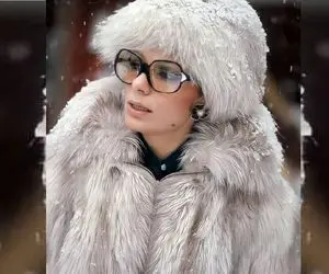 سفر به ایام قدیم سال 1353؛ اسکی بازی فرح پهلوی تو کوه های سن موریتز سوئیس