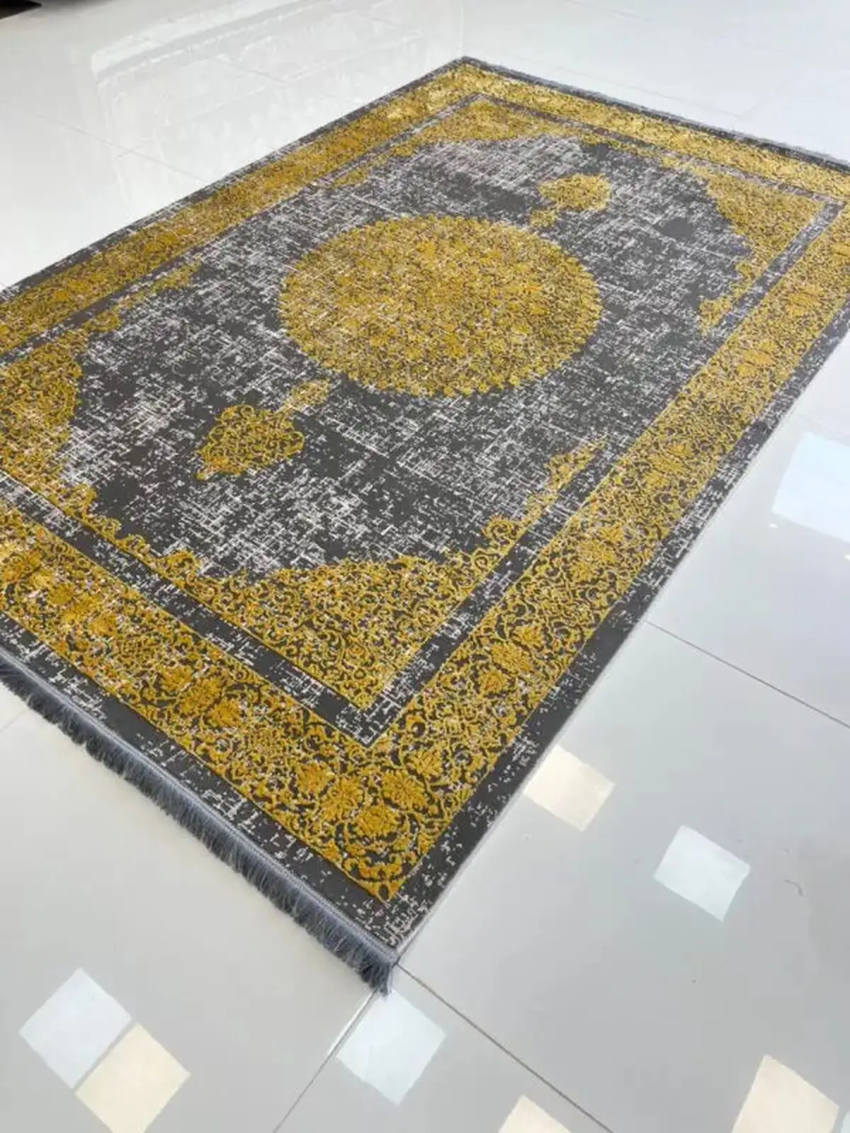 ست کردن فرش آشپزخانه با کابینت