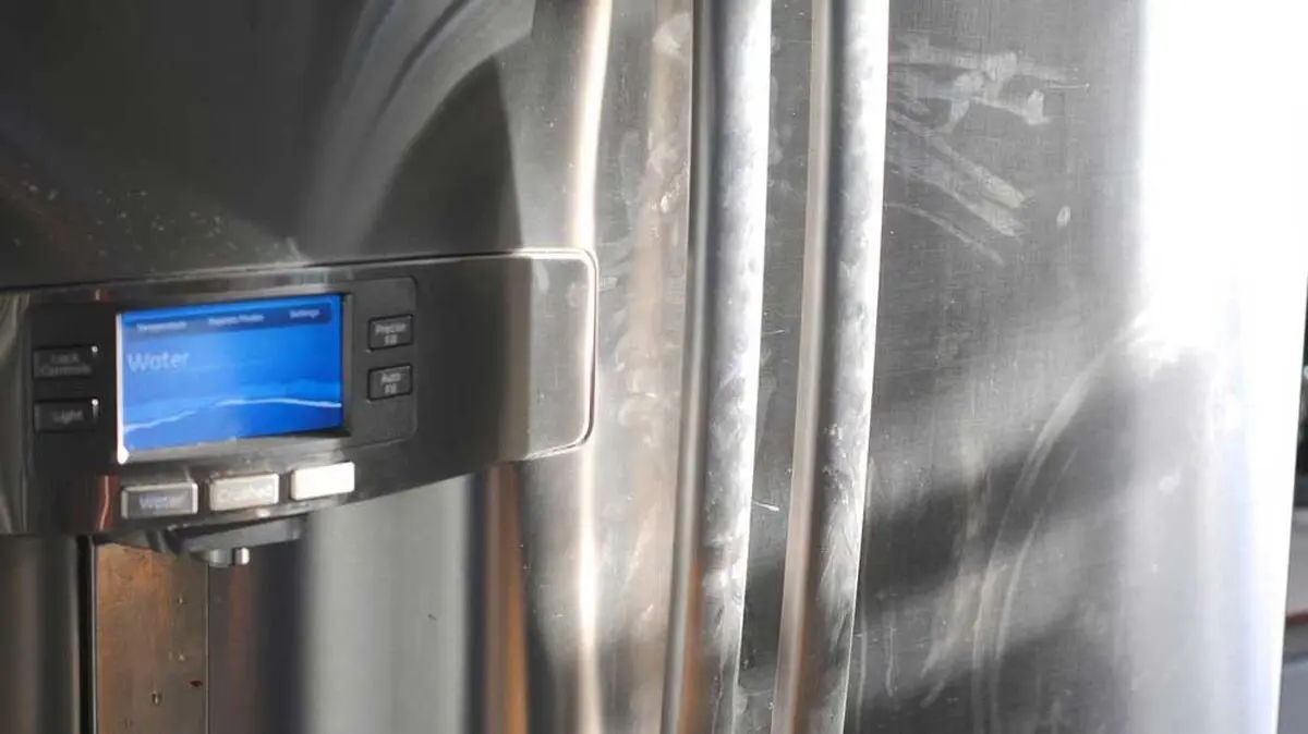 scratches-on-the-steel-refrigerator