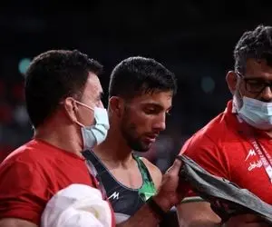 (ویدیو) کشتی نیمه نهایی محمدرضا گرایی و صعود به فینال المپیک 2020