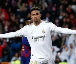 مهاجم رئال هم در مسیر جدایی!