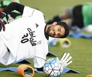 سید حسین حسینی با استقلال سفید امضا کرد