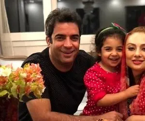 خانواده یکتا ناصر در رستوران لاکچری + عکس