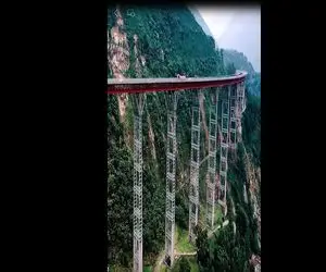 جاده‌های هیجان‌انگیز؛ نزدیک آسمون دور تا دور کوه رو پل زدن تا ماشینا از روش رد شن