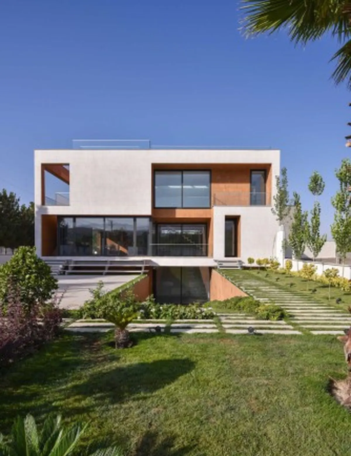ویلای تهی وار