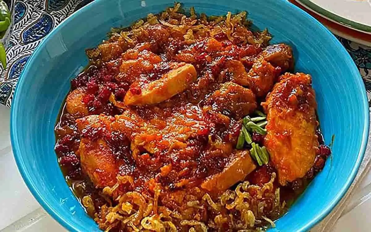 khoresh-zereshk-aloo1