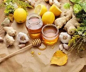 10 درمان خانگی سرماخوردگی در پنج دقیقه؛ از عسل تا حمام نمک