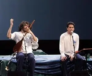 آواز همایونی؛ وقتی همایون شجریان رهایی رو می خونه و سالن رو میبره به حالت خَلسه