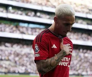 وقتی ستاره قرمز ها می گوید او را سنگسار کردند!