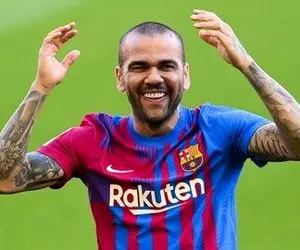 پیام جالب دنی آلوس به مسی بعد از قهرمانی