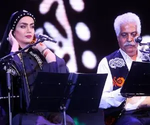 آواز شاد؛ فرج علیپور با اجرای آهنگ قمرتاج سالن رو برد هوا مردم بابا ایولا