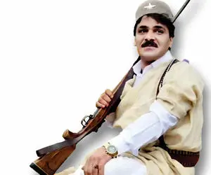 آواز بهشتی؛ وقتی زنده یاد سجاد رزمجو تو عروسی میخونه و همه رو به وجد مییاره