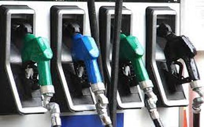 خبر مهم وزیر اقتصاد درباره یارانه بنزین