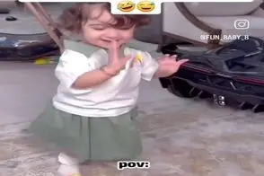 آواز شاد؛ برا دختربچه فندق لباس نو خریدن پوشیده از ذوق اومده میرقصه بال درمیاری