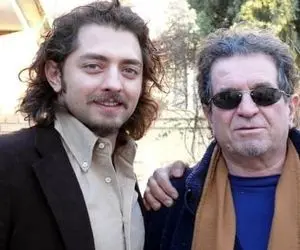 (ویدئو) سخنرانی غم انگیز بهرام رادان بر پیکر داریوش مهرجویی