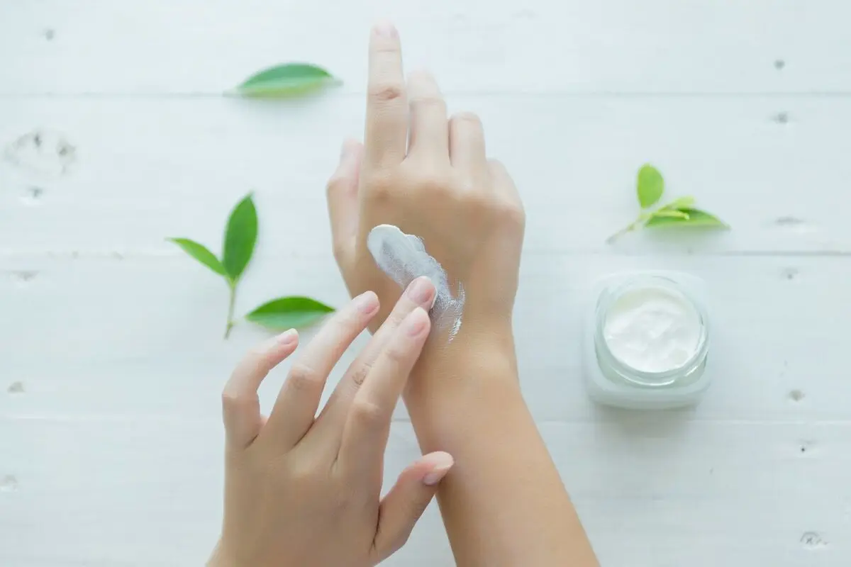 How_Healthy_Skin_1400x.progressive