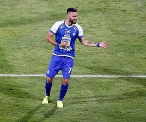 علت ناراحتی پرسپولیسی‌ها از مهاجم استقلال چه بود؟