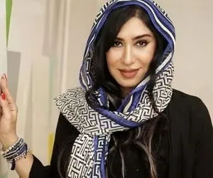 (عکس) تصویر متفاوت بازیگر مشهور با گربه‌اش