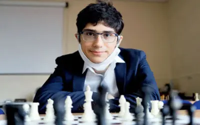 علیرضا فیروزجا نابغه شطرنج ایرانی رسما فرانسوی شد