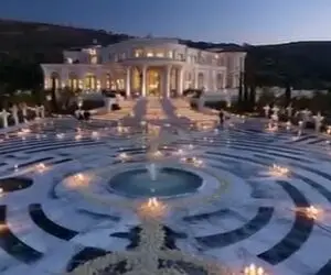 معماری خلاقانه؛ کاخ ساختن رودخونه وسطش رد میشه جلال و جبروتش پیچ و مهره فکتو شل میکنه