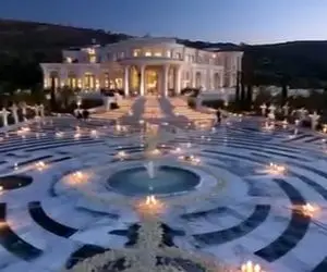 معماری خلاقانه؛ کاخ ساختن رودخونه وسطش رد میشه جلال و جبروتش پیچ و مهره فکتو شل میکنه