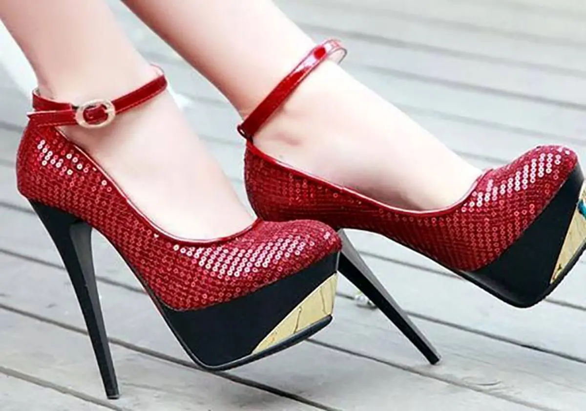 IndiaTvc91f44_heels-1