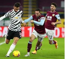 منچستریونایتد پس از ۳ سال و نیم به صدر رسید