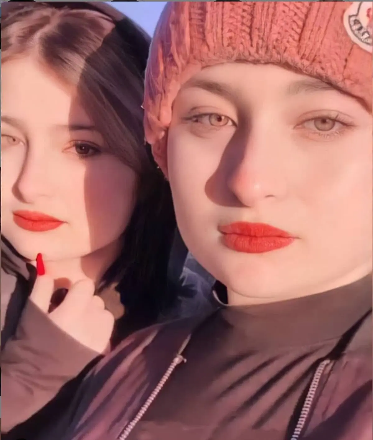 سارا و نیکا