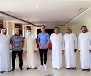 (عکس) سفر عجیب علی کریمی به امارات در آستانه انتخابات