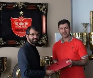 کریم باقری با پرسپولیس تمدید کرد؟