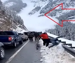 معماری طبیعت؛ کولاک تو هزارم ثانیه از اون سر کوه خودشو رسوند این سر همه زیرش دفن شدن