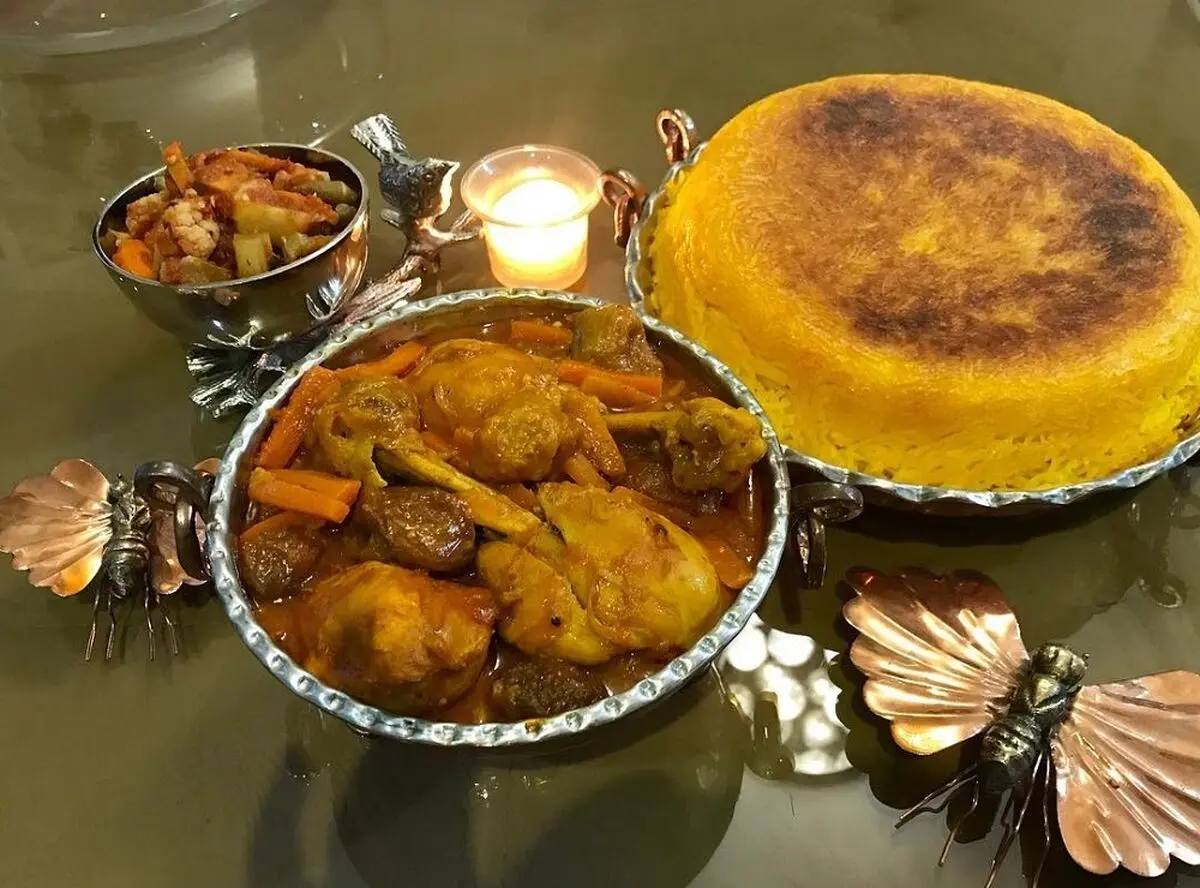 خورشت مرغ و آلو