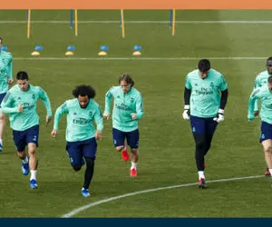 (عکس) تکنولوژی جدید در تمرینات رئال مادرید؛ ماسک فوق ویژه!