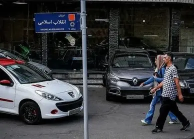حرکت بازار خودرو اینبار خلاف جهت دلار / رکود و دیگر هیچ
