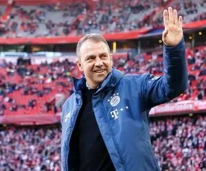 (عکس) ایجنت سرمربی مشهور در باشگاه بارسلونا