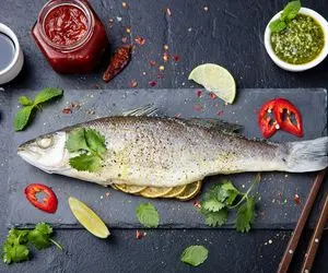 ترفندهای آشپزی؛ بی استخون کردن ماهی به راحتی آب خوردن