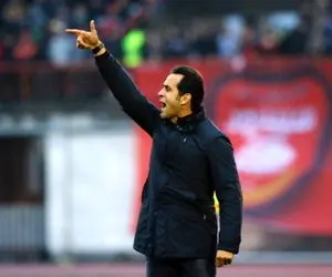 واکنش تند علی کریمی به حواشی این روزهای پرسپولیس