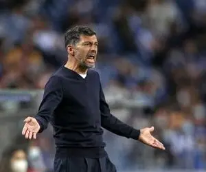 خشم سرجیو کونسیسائو از بازیکنان پس از پیروزی میلان!