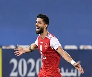 (ویدیو) گل اول پرسپولیس به آلومینیوم اراک توسط میلاد سرلک