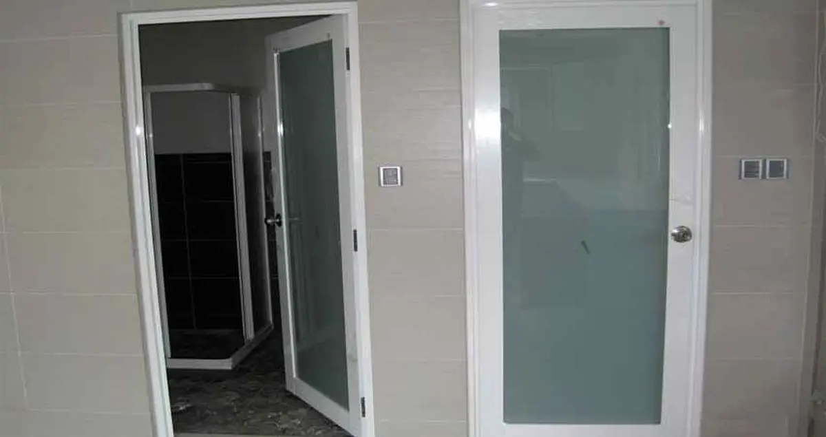 1716814614_Aluminum-bathroom-door2_11zon