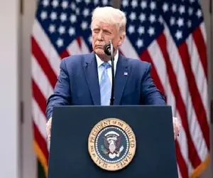 ترامپ در قبال ایران از چه کسی خط می‌گیرد؟