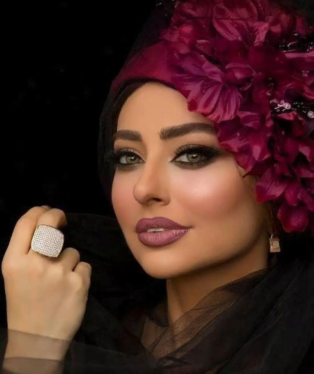 nafiseh-roshan