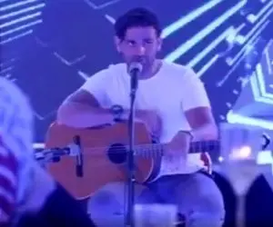 آواز احساسی؛ اولین ابراز احساسات لاکچری امیرحسین آرمان تو دل جمعیت به همسرش