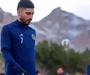 ستاره مصدوم سپاهان قبل از بازی با استقلال بازگشت