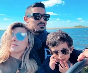 عکس دیده نشده از رضا قوچان نژاد و خانواده اش 