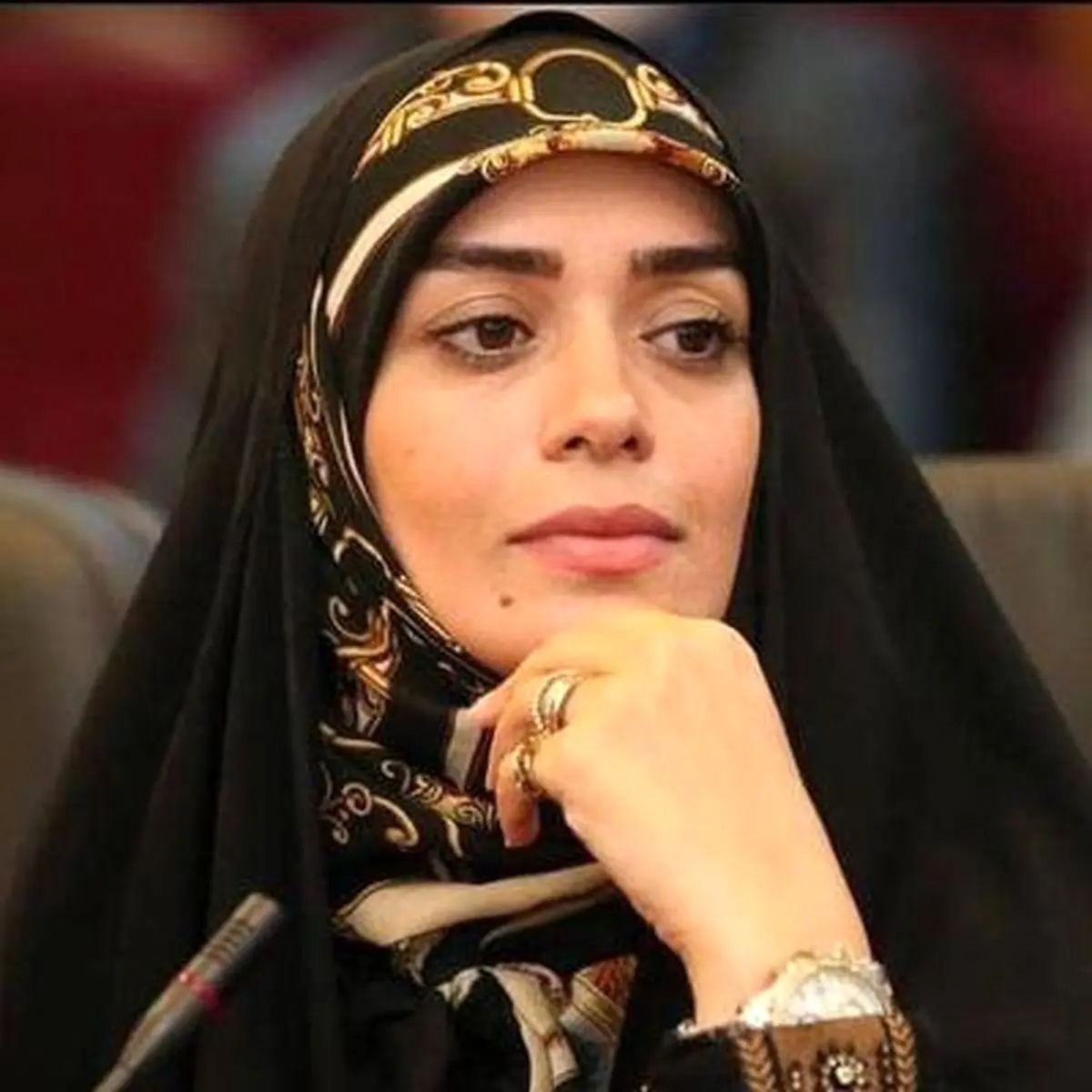 الهام+چرخنده