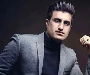 آواز محلی؛ محسن لرستانی با آهنگ برام گریه بکن چه همهمه ای به پا کرد ملت زجه میزنن